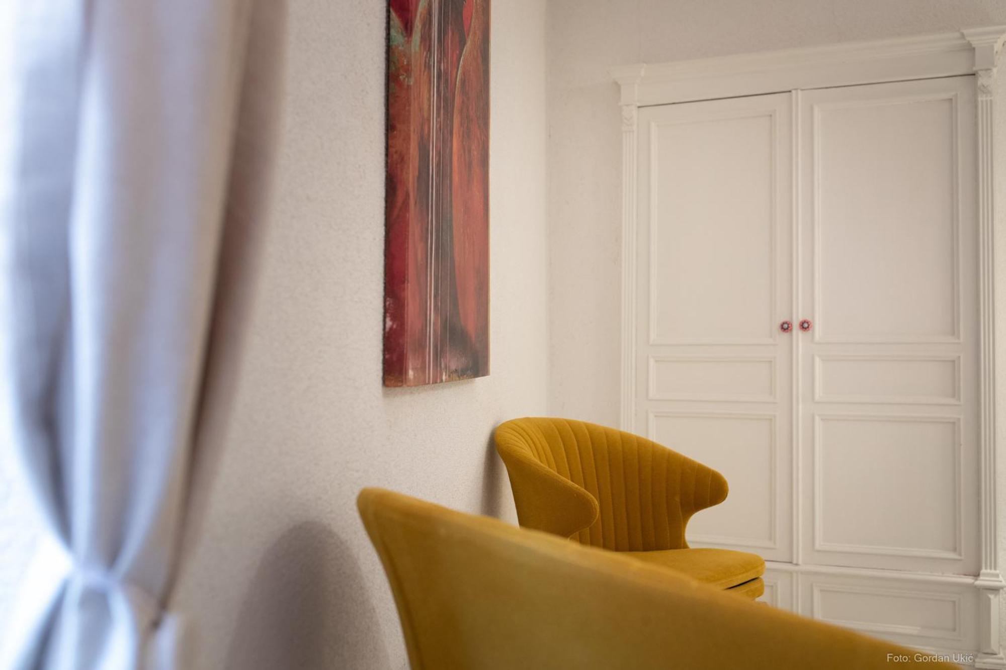 Apartment Jolli Ровінь Екстер'єр фото