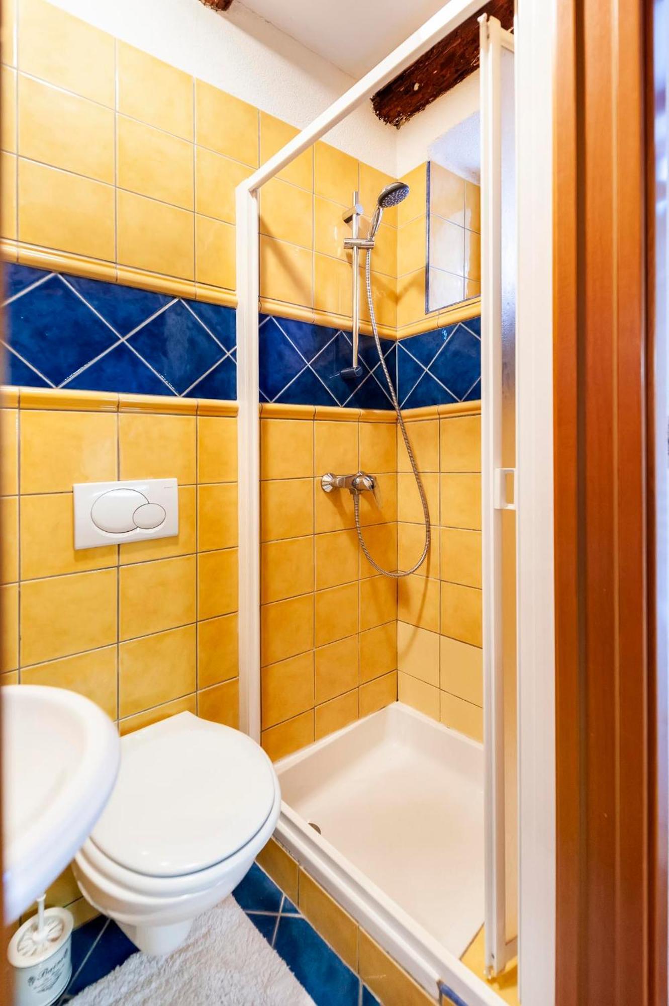 Apartment Jolli Ровінь Екстер'єр фото